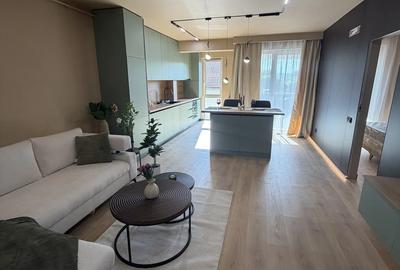 Apartament cu 2 camere semidecomandat, mobilat în Florești