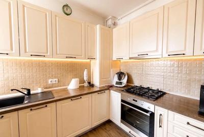 Apartament 3 camere Tractorul -Qualis,mobilat-utilat,parcare,189000 Euro - 3