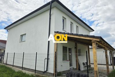 Casă nouă, 5 camere, 319 mp teren, toate utilitățile, Alba - Micesti - 2
