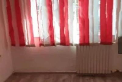 Garsonieră zona Cet mobilată utilată 22 mp parter - 1