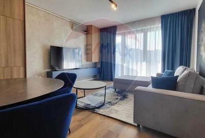 Apartament cu 2 camere semidecomandat, mobilat în Decebal