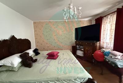 Casă de vânzare - 2 corpuri – zona Mega Mall -  Vatra Luminoasa - Monza - 16