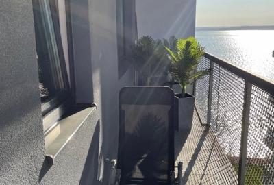 Apartament cu 2 camere semidecomandat, mobilat în Central