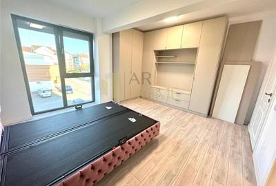 Vanzare apartament 3 camere, 2 locuri parcare, in Ploiesti, zona 9Mai - 8