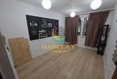 Apartament cu 4 camere semidecomandat în Olteniței