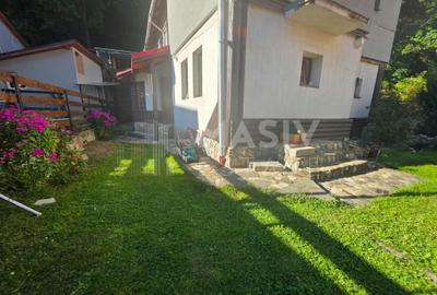 Parter de casă de vânzare în Azuga – zonă centrală | 89 mp utili - 2