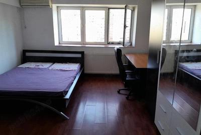 Apartament cu 3 camere decomandat în Timpuri Noi