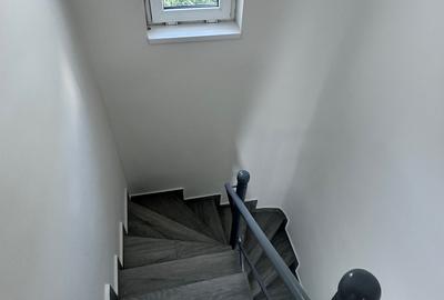 De inchiriat Imobil având 9 camere ,suprafață de 285 mp. Cantemir langa Metrou - 21