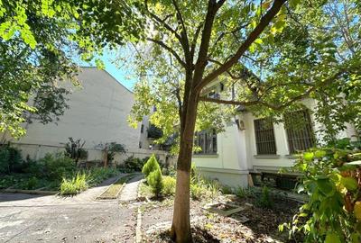 Vila cu arhitectura Neoromaneasca si teren 600 mp - 9