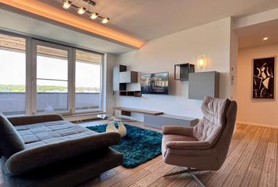Apartament cu 3 camere decomandat în Băneasa