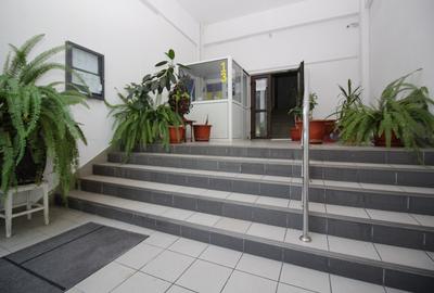 Unirii, rond piața Alba Iulia, 2 camere nemobilat, renovat - 14