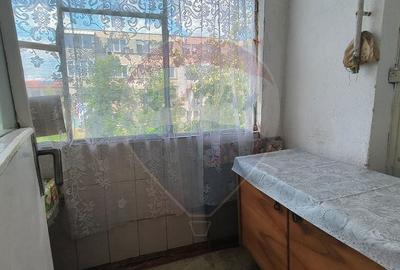 Apartament cu 3 camere de vânzare, decomandat Micro 17- Galați - 13