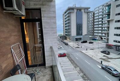 Apartament cu 2 camere semidecomandat, mobilat în Mamaia-Sat