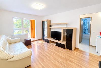 Apartament cu 2 camere semidecomandat, mobilat în Soarelui
