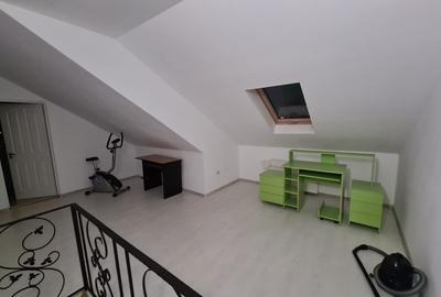 Vanzare apartament la mansarda - 7
