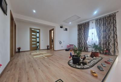 Cumpana- Vila P+1, 5 Camere+ Beci -  200mp utili, teren 420mp - 265.000/euro - 24
