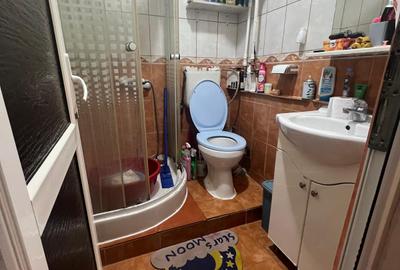 Vand garsoniera tiglina 1 et 10 pret 32.000 euro neg - 2