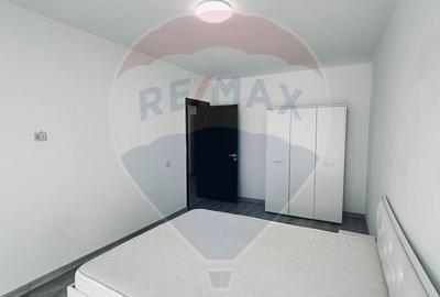 Apartament nou 3 camere complet mobilat - 9