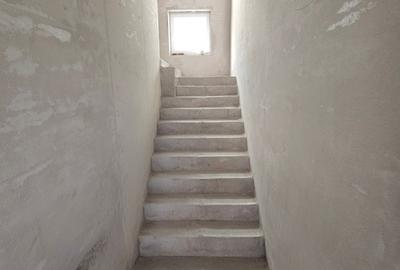 Spatiu comercial si casa de locuit in Mosnita Veche zona Tineret - 4