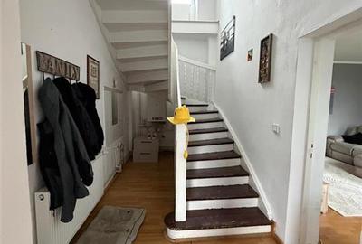 Casa cu 6 camere 2 bai si 1030 mp teren in Viile Sibiului - 5