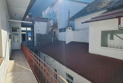 Apartament 3 camere Centrul Istoric - 12