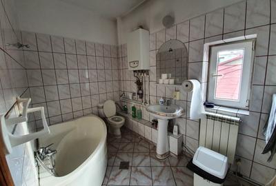 Inchiriere vila generoasa D+P+3 ideala sediu firma Cotroceni Elefterie metrou - 25