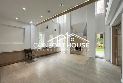 Duplex cu 8 camere în Iancu Nicolae
