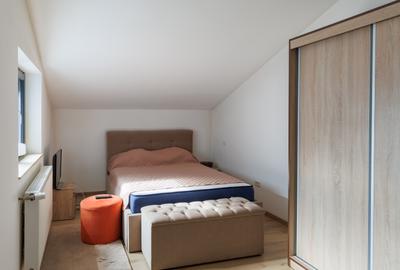 Casa 4 cam, 3 bai Ghencea Str Dantelei, 10 min Metrou Raul Doamnei - 18
