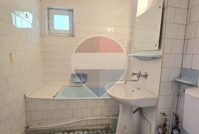 3 decomandate, etaj 1, zona Ciuperca - 5