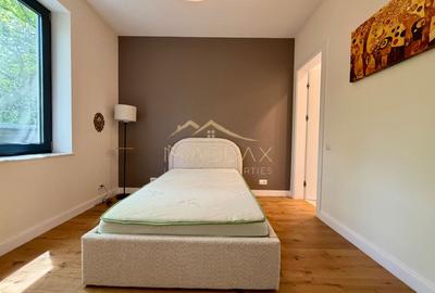 Vila cu 5 camere // * 565 mp gradina* // Tunari - 30