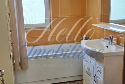Apartament cu 3 camere în Florești
