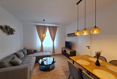 Casa moderna cu 3 camere 2 bai dressing curte zona Centrala - 1
