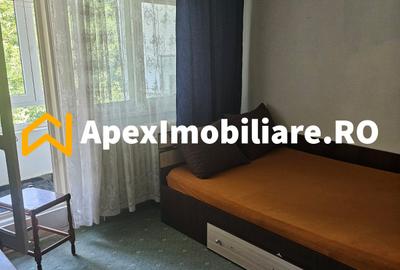 Apartament cu 3 camere decomandat, mobilat în Berceni