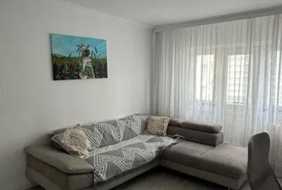 Apartament cu 2 camere semidecomandat, mobilat în Timpuri Noi