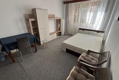 Apartament cu 2 camere decomandat în Griviței