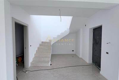 Casa Individuala - 5 camere -  2 bai - 430mp teren - 11
