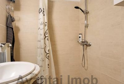Floreasca, Bach, centrala de apartament, bloc anvelopat, decomandat - 11