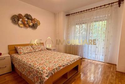 Apartament cu 3 camere decomandat, mobilat în Unirii