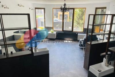 Birou, de 165.00 mp, în Central