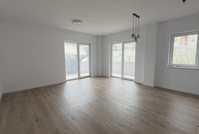 Apartament cu 3 camere semidecomandat, mobilat în Mănăștur