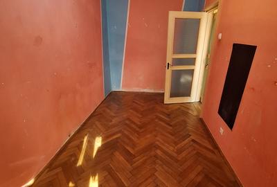 3 semidecomandate  etaj 1 Micro 38 44mp utili CT 56000Euro - 2