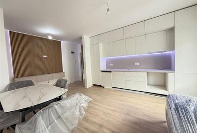 Apartament cu 3 camere decomandat în Exterior Sud