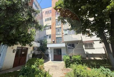 Apartament cu 3 camere de vânzare în zona Capitol - 9