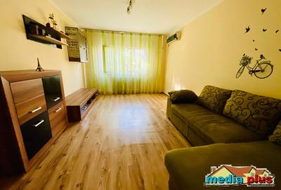 Apartament cu 2 camere decomandat în
