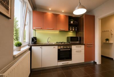 Apartament cu 2 camere semidecomandat, mobilat în Ultracentral