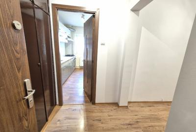 Apartament cu 2 camere decomandat în Centrul Civic