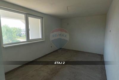 Casă noua de vanzare in Miresu Mare langa centrul de echitatie - 4