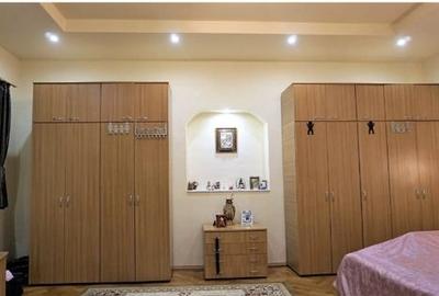 Apartament 3 camere in casa, renovat zona Str. LUNGA - 4