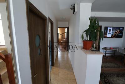 Casa 4 cam. Bascov, 167 mp S.U. , 514mp T. - 7