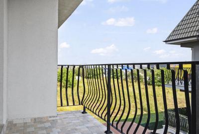 Otopeni, Central, Apartament 3 camere, 78,88mp, loc parcare, renovat, centrală - 13
